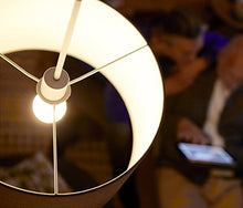 Carica l'immagine nel visualizzatore di Gallery, Philips Lampadina LED A60 E27 Edison, effetto luce diurna confezione da 1 - Ilgrandebazar