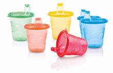 Carica l'immagine nel visualizzatore di Gallery, Nuby ID91121 - Bicchieri Wash or Toss da 210 ml, Set 6 pezzi, Colori...