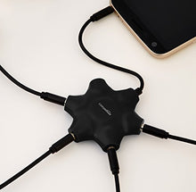Carica l'immagine nel visualizzatore di Gallery, AmazonBasics Sdoppiatore per cuffie audio, con 5 prese, Nero