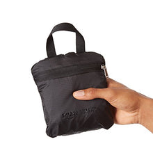 Carica l'immagine nel visualizzatore di Gallery, AmazonBasics - Zaino ultra leggero pieghevole 25 l, Nero