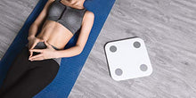 Carica l'immagine nel visualizzatore di Gallery, Mi Body Composition Scale 2, Bilancia Pesa Persona Digitale...