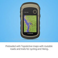 Carica l'immagine nel visualizzatore di Gallery, Garmin ETREX 32x - Navigatore portatile a colori da 2,2" e mappa TopoActive...