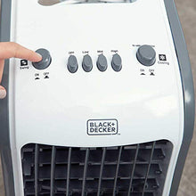Carica l'immagine nel visualizzatore di Gallery, Black+Decker BXAC5E Raffrescatore evaporativo, 80 W, 65 Decibel, Plastica, Bianco