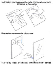 Carica l'immagine nel visualizzatore di Gallery, Cornici Celeste per foto in legno con la scritta Nonno TVB e decorata con...