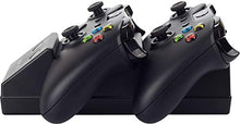 Carica l'immagine nel visualizzatore di Gallery, Venom Twin Docking Station da XBOX One - Base di Ricarica per 2 Black