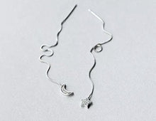 Carica l'immagine nel visualizzatore di Gallery, iszie, orecchini lunghi a catenella, in argento sterling, con decorazione a...