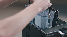 Carica l'immagine nel visualizzatore di Gallery, Philips CA6903/10 AquaClean Filtro Acqua e Anticalcare - Ilgrandebazar