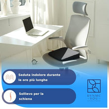 Carica l'immagine nel visualizzatore di Gallery, Cuscino Cuneo - Cuscino per Sedile Auto – Cuscino per Sedia Ufficio – Cuscino Auto sedile e Ufficio Antiscivolo - Auto Cuscini Perfetto per Sedie da Ufficio o per l'Auto (Nero/33.5 x 37 x 2-7.2 cm)
