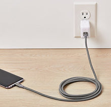 Carica l'immagine nel visualizzatore di Gallery, AmazonBasics - Cavo da USB C a 3.1 gen 1, in nylon a 1,8 m, Grigio scuro
