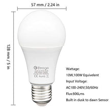 Carica l'immagine nel visualizzatore di Gallery, Lampadina Crepuscolare E27, Sensore di Luce Bianco Freddo 10 W,
