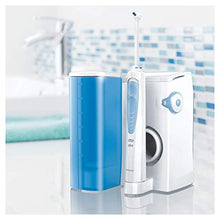 Carica l'immagine nel visualizzatore di Gallery, Oral-B Waterjet Sistema Pulente con Idropulsore e 4 Testine Waterjet,...