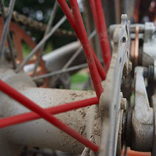 Carica l'immagine nel visualizzatore di Gallery, ZARRS Copriraggi,72 Pack Cannucce Copri Raggi Spoke Skins per Moto Dirt Red - Ilgrandebazar
