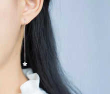 Carica l'immagine nel visualizzatore di Gallery, iszie, orecchini lunghi a catenella, in argento sterling, con decorazione a...
