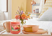 Carica l'immagine nel visualizzatore di Gallery, Yankee Candle, Candela grande vaso, Rosa vaso - Ilgrandebazar
