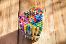 Carica l'immagine nel visualizzatore di Gallery, Pennarello Premium - STABILO Pen 68 - Astuccio in Cartone da 18 - 18er Pack - Ilgrandebazar