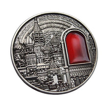 Carica l'immagine nel visualizzatore di Gallery, Moscow Kremlin 3D Big 55mm Diameter Russian Commemorative &amp; collectable Coin