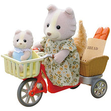 Carica l'immagine nel visualizzatore di Gallery, SYLVANIAN FAMILIES- Mamma Cane + Bebè Bicicletta Sistema di Gioco,...