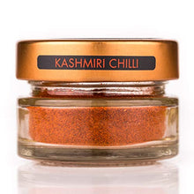 Carica l'immagine nel visualizzatore di Gallery, Zest &amp; Zing Kashmiri Chilli (in Polvere), 20G Vaso per Spezie - Premium...