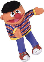 Carica l'immagine nel visualizzatore di Gallery, United Labels 0.800.929 - Puppet Sesame Street Ernie, Circa 35 cm - Ilgrandebazar