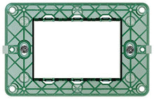 Carica l'immagine nel visualizzatore di Gallery, Supporto Vimar Plana 3 Moduli +Viti 14613 - Ilgrandebazar