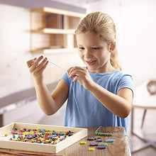Carica l'immagine nel visualizzatore di Gallery, Melissa and Doug Kit creativi in legno Set Wooden Bead Bouquet, multicolore - Ilgrandebazar