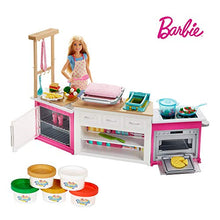 Carica l'immagine nel visualizzatore di Gallery, Barbie FRH73 - Cucina da Sogno con Bambola, 5 Aree di Gioco, Pasta... - Ilgrandebazar