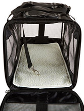 Carica l'immagine nel visualizzatore di Gallery, AmazonBasics - Trasportino Morbido per Cani e Gatti - Grande (50 x 25.9 x...