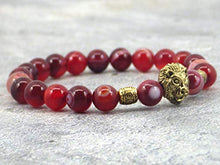Carica l'immagine nel visualizzatore di Gallery, Bracciale a testa di leone agata rossa a strisce naturali con perline dorate - Ilgrandebazar