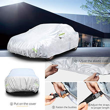 Carica l'immagine nel visualizzatore di Gallery, AmazonBasics - Telo copriauto argentato, resistente Per berline fino a 430 cm - Ilgrandebazar