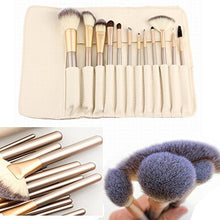 Carica l'immagine nel visualizzatore di Gallery, LZYMSZ 12pcs Pennelli trucco professionale Set Kit essenziale Item 5 - Ilgrandebazar