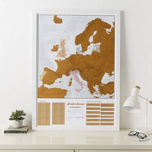 Carica l'immagine nel visualizzatore di Gallery, Maps International - Poster con mappa da grattare, edizione Europa –...