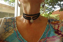 Carica l'immagine nel visualizzatore di Gallery, MANDALA SUEDE CHOKER - collare nero involucro - Ilgrandebazar