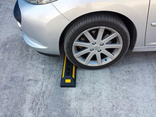 Carica l'immagine nel visualizzatore di Gallery, SNS SAFETY LTD Fermaruota in Plastica per Parcheggi e Garages, Nero, 53 x 15... - Ilgrandebazar