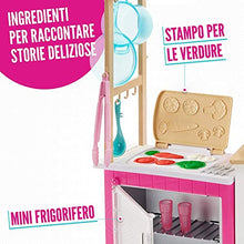 Carica l'immagine nel visualizzatore di Gallery, Barbie FRH73 - Cucina da Sogno con Bambola, 5 Aree di Gioco, Pasta... - Ilgrandebazar
