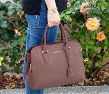Carica l'immagine nel visualizzatore di Gallery, David Jones - Borsa a Mano Bugatti Elegante Donna - a Rosa Antico