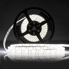 Carica l'immagine nel visualizzatore di Gallery, Striscia led bianco freddo 300 leds IP65 impermeabile strisce 5 6000k+12v