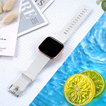 Carica l'immagine nel visualizzatore di Gallery, Oielai per Cinturino Fitbit Versa 2/Cinturino Versa, Piccolo, Bianca