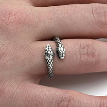 Carica l'immagine nel visualizzatore di Gallery, Serpente a doppia testa Anello in argento 925 | regolabile dimensione unisex... - Ilgrandebazar