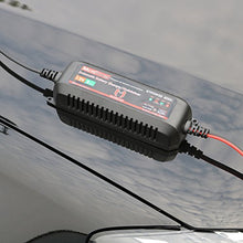 Carica l'immagine nel visualizzatore di Gallery, MOTOPOWER MP00207A Caricabatteria Automatico da 5) - 12V 2Amp [ Advanced ]
