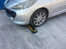 Carica l'immagine nel visualizzatore di Gallery, SNS SAFETY LTD Fermaruota in Plastica per Parcheggi e Garages, Nero, 53 x 15... - Ilgrandebazar