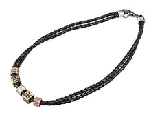 Carica l'immagine nel visualizzatore di Gallery, Collana da uomo in metallo e pelle intrecciata, 51 cm, nero - Ilgrandebazar