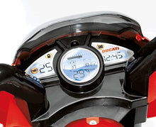 Carica l'immagine nel visualizzatore di Gallery, Peg Perego Ducati Desmosedici Moto a Tre Ruote