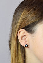Carica l'immagine nel visualizzatore di Gallery, Crystals &amp; Stones, meravigliosi orecchini a stella in argento Bermuda Blue - Ilgrandebazar