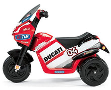 Carica l'immagine nel visualizzatore di Gallery, Peg Perego Ducati Desmosedici Moto a Tre Ruote