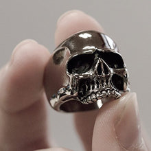 Carica l'immagine nel visualizzatore di Gallery, Fly Style Teschio Skull Anello Uomo di Acciaio Inox Keith Richards - Ilgrandebazar