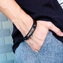 Carica l'immagine nel visualizzatore di Gallery, XHao Bracciale Uomo Braccialetto Pelle Nota Decorazione e Fibbia di...