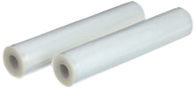 Carica l'immagine nel visualizzatore di Gallery, Amazon Basics - Rotoli sottovuoto per alimenti, Riutilizzabili, 30 cm x 600 cm, 2 unità