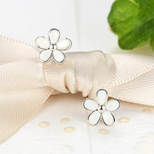 Carica l'immagine nel visualizzatore di Gallery, Bamoer 925 sterling Silver Darling Daisy orecchini con smalto bianco lucido... - Ilgrandebazar