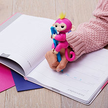 Carica l'immagine nel visualizzatore di Gallery, Giochi Preziosi Wowwee Fingerlings Scimmiette Bebè, Scimmia Interattiva,... - Ilgrandebazar