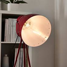 Carica l'immagine nel visualizzatore di Gallery, AmazonBasics Lampadina LED Globo E27 a filamento, 7W (equivalenti Trasparente - Ilgrandebazar
